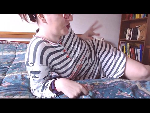 ❤️ دا لوی تور مرمۍ په خوله کې واخله کوچني غلام کیفیت لرونکي جنس په ps.hentai-for.ru